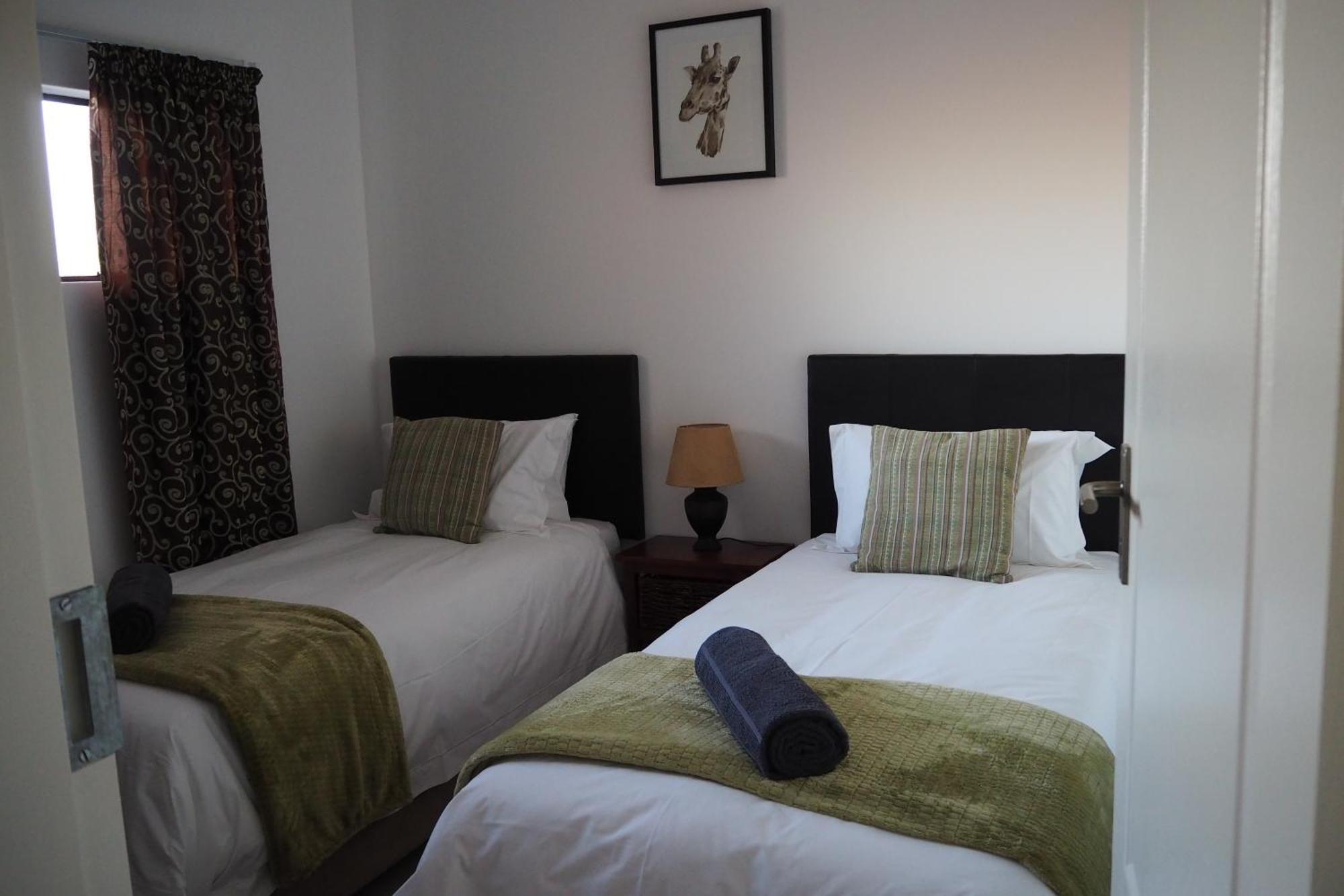 Or Tambo Self Catering Apartments, The Willows بوكسبرغ المظهر الخارجي الصورة