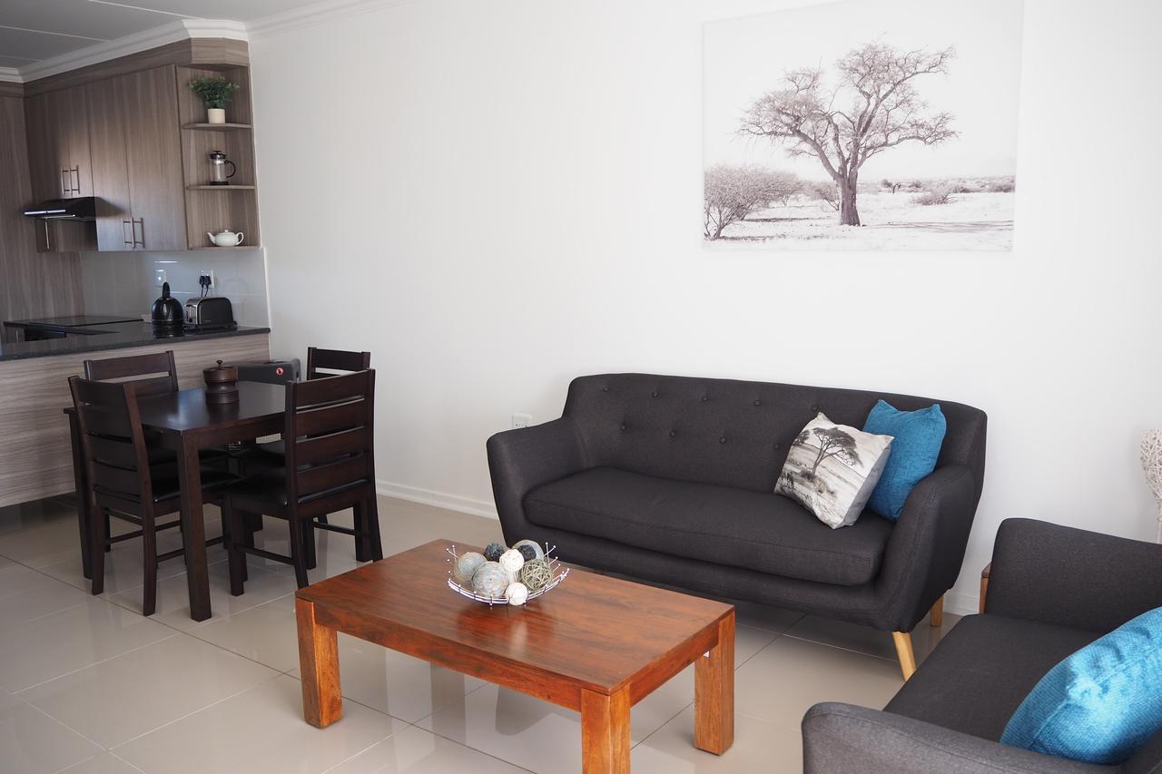 Or Tambo Self Catering Apartments, The Willows بوكسبرغ المظهر الخارجي الصورة